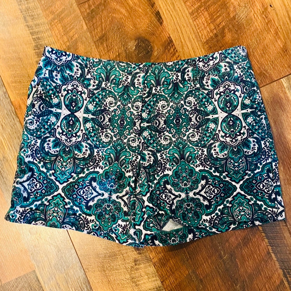 KENAR Green/Navy Paisley Chino Shorts